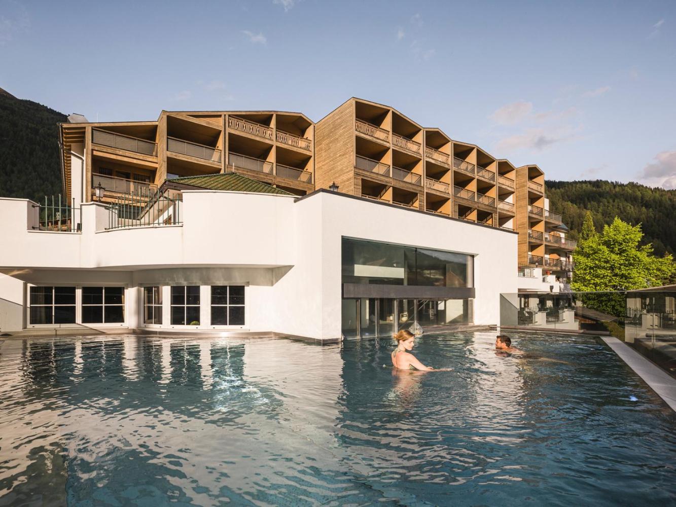 Falkensteiner Hotel & Spa Falkensteinerhof Valles Exterior foto